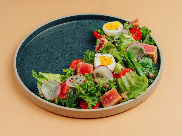 T-Cafe - Салат Нисуаз с тунцом