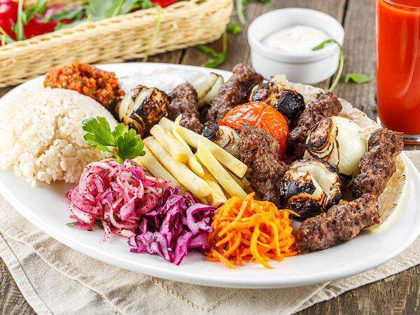 Дуду Кебаб Хауз - Люля-кебаб с луком