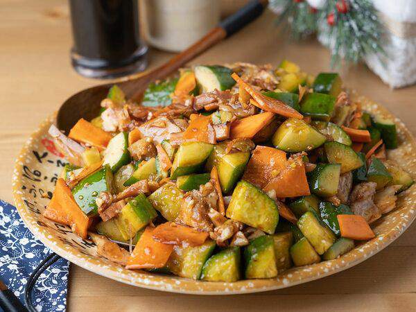 Chinchin - Салат из рульки с овощами