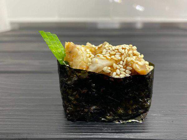 Crystal Sushi & Rolls - Гункан с угрем