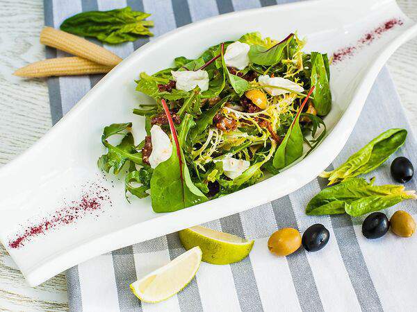 Aura Verdant Restaurant - Вкусный