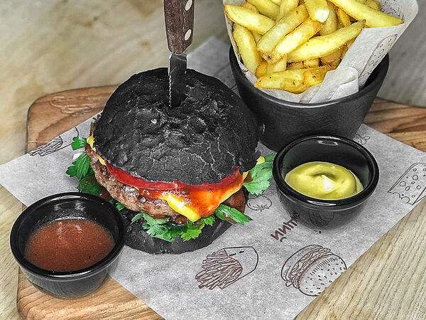 Голый Повар - Бургер Голый Черный