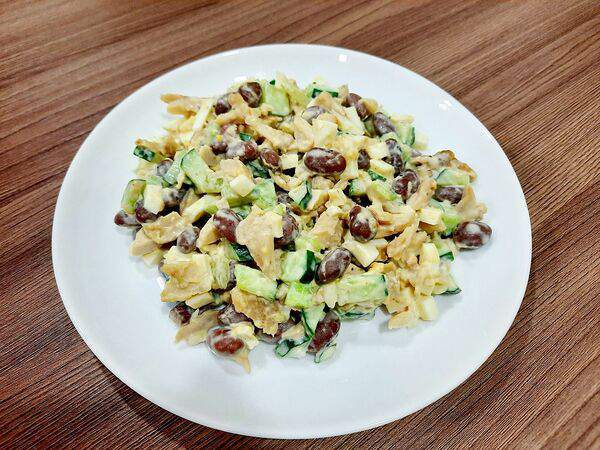 Shaurma Street - Салат с фасолью