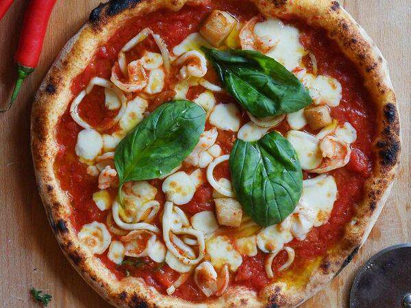 Беллуччи - Пицца с морепродуктами