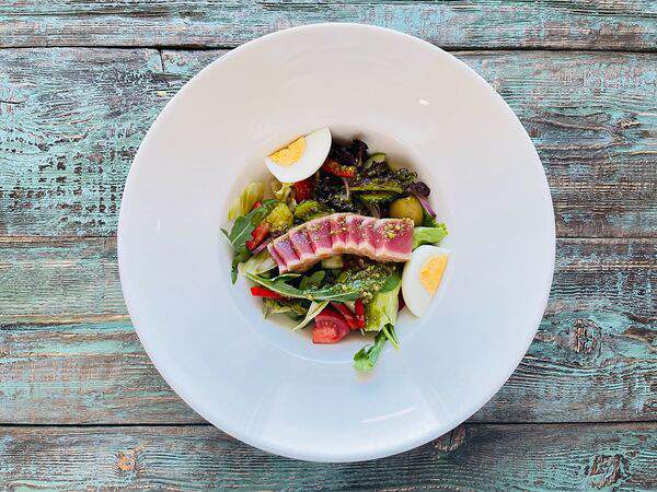 Стейк By Steak - Салат с тунцом