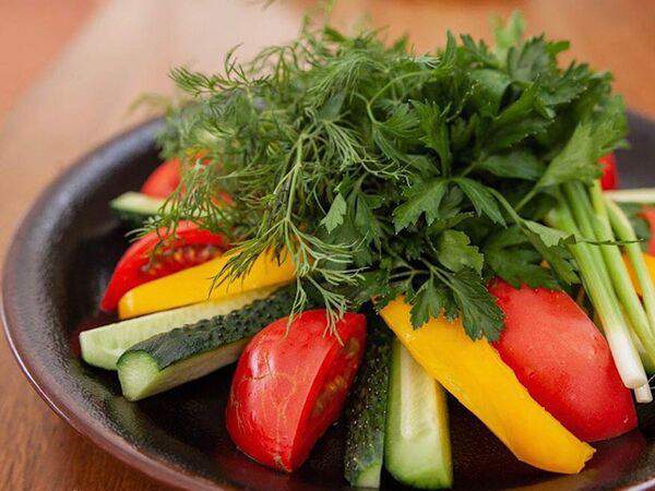 Loft Cafe - Ящик ароматных овощей с зеленью