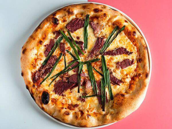 Свет - Пицца с пастрами