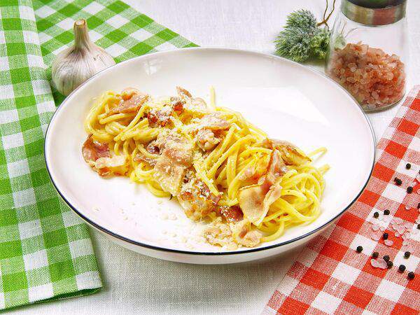 Burrata - Паста Карбонара