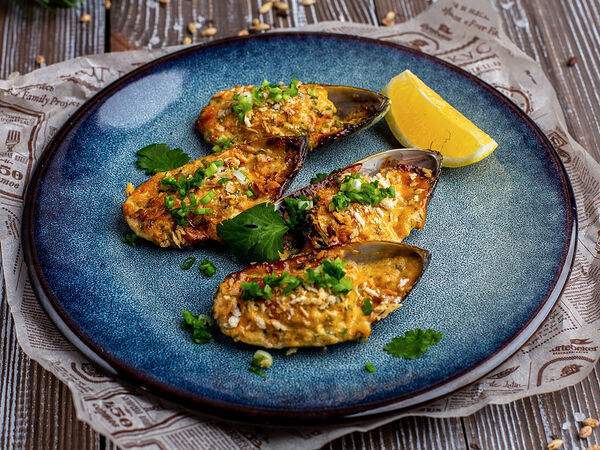 Jager restopub - Запеченные мидии под острым соусом