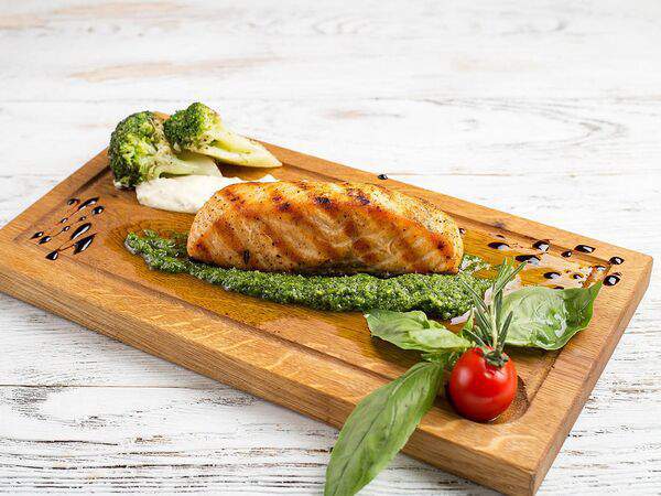 Pasta Uno - Стейк из семги на гриле