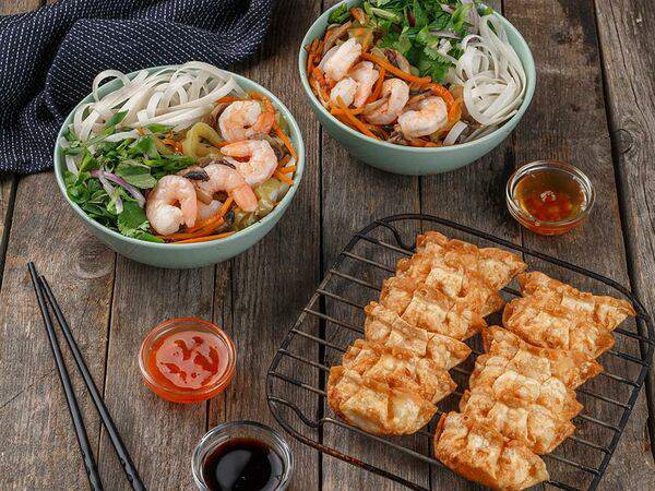 Дед Хо - Набор №18: лапша с креветками (2 шт.), гёдза с креветками (12 шт.)