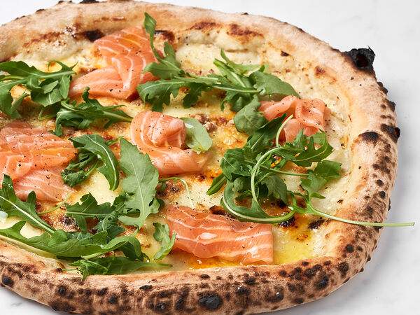 Mojo - Пицца с Лососем