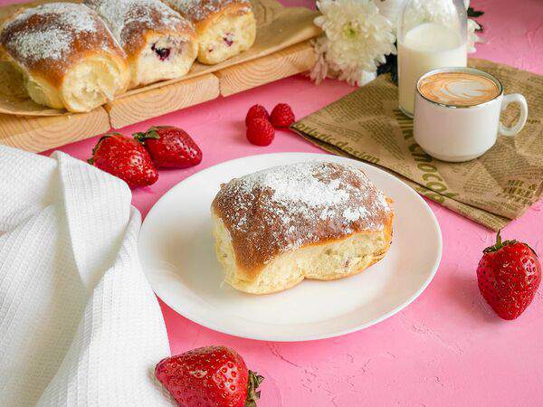 Сдобушка - Пирожок с вишней