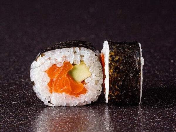 Art Sushi - Сяке авокадо маки