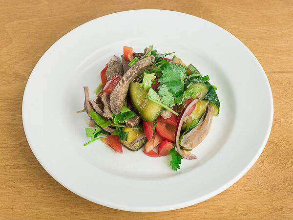 Pho tigers - Салат с говядиной