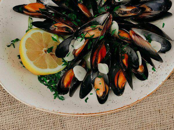 Паб 13 - Мидии в соусе дорблю