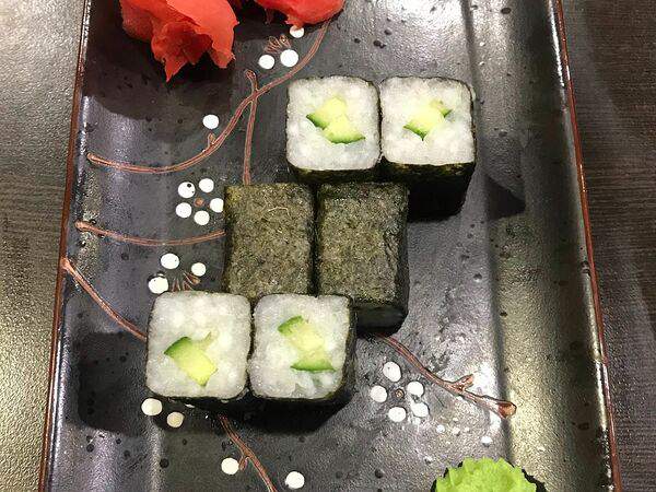 Панда - Мини-ролл с огурцом