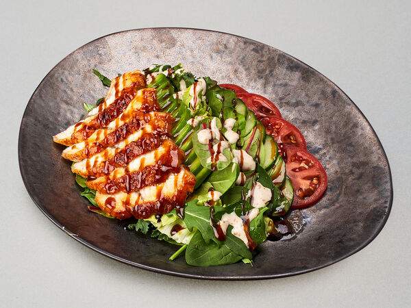 Mojo - Салат с угрем