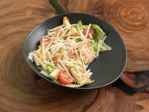 Сытый Дом - Салат Цезарь с курицей