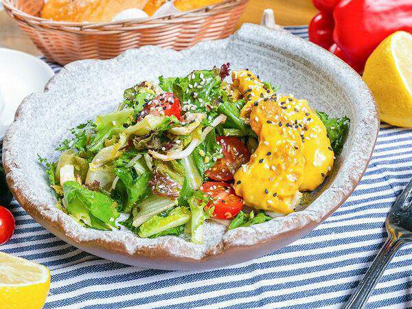 Bazar - Салат с креветками карри