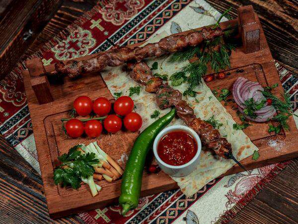 Шашлычный двор - Икибир