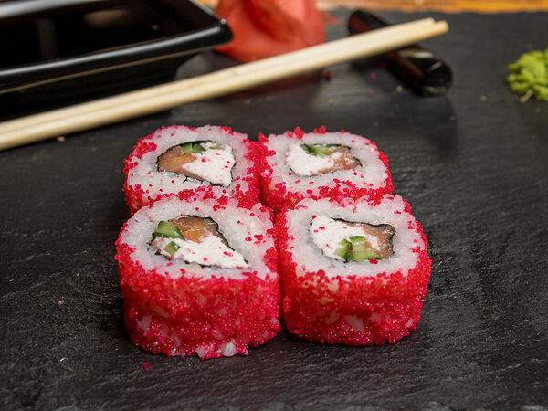 Тот самый бар - Ролл Калифорния с лососем