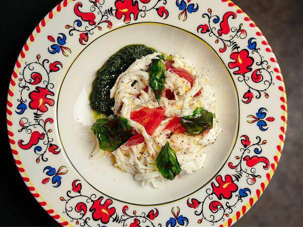 Пиццерия 22 сантиметра - Страчателла с томатами