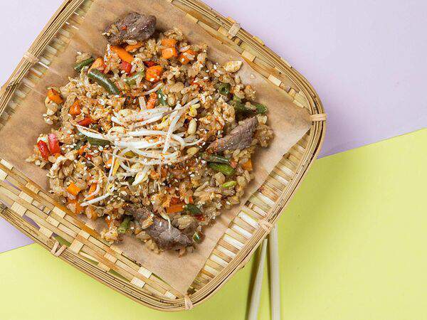 MADAME MARY WONG - Чань Фань с говядиной