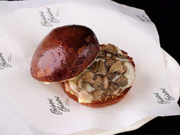 Ресторан Bisou Bisou Bistro в Махачкале