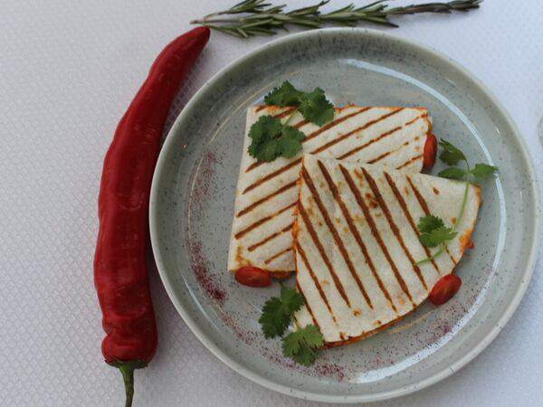 Chak-Chak - Кесадилья с курицей терияки