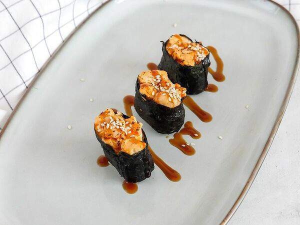 Poke Poke - Гункан Запеченный с Лососем