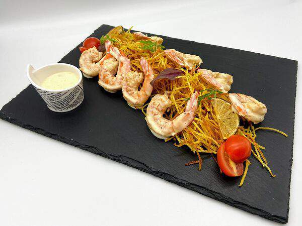 Гастропаб Шеff - Тигровые креветки с картофелем пай