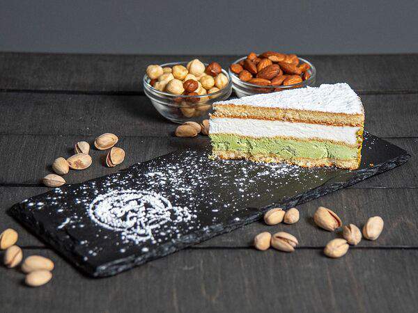 Ht Restaurant - Рикотта с фисташкой