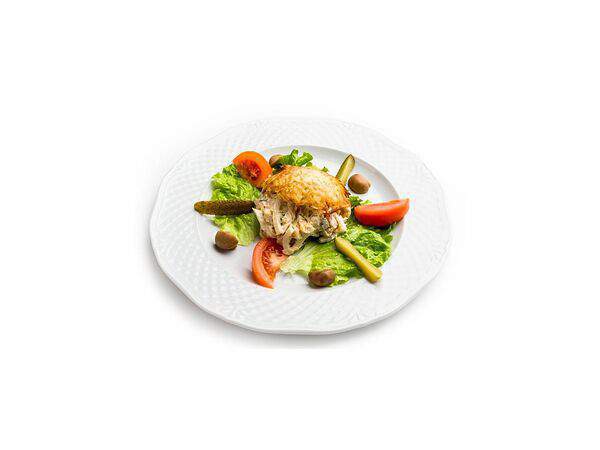 Планета - Салат из кальмаров и лосося на дранике