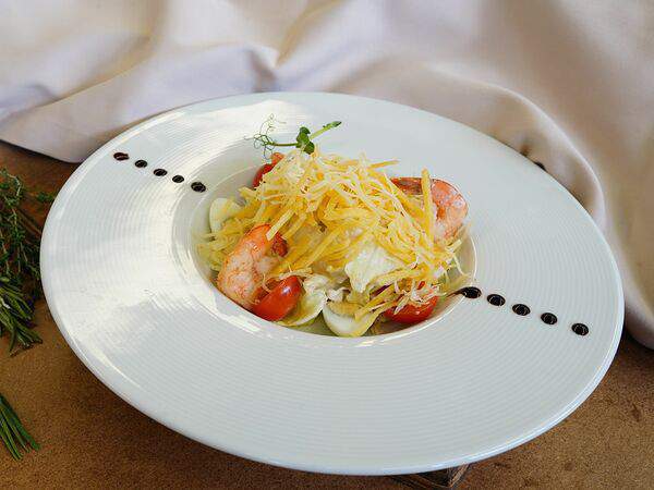 Сова - Хрустящий салат с запечёнными креветками