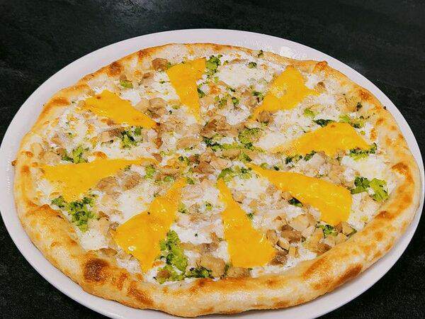 Чиполетти - Пицца с курицей и брокколи