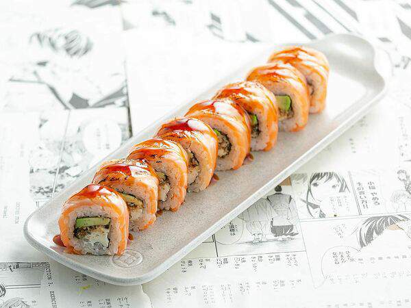 Takeru - Ролл с лососем, карамелью и трюфельным угрем