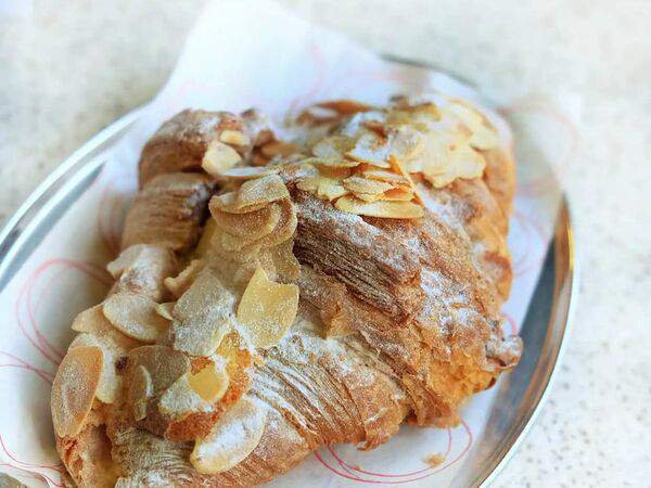 Пекарня Буханка - Круассан миндальный