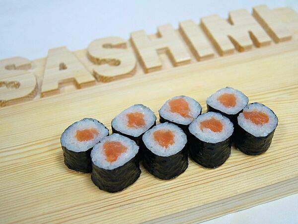 Sashimi - Ролл с лососем