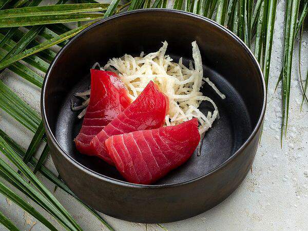 Yoki Cafe - Сашими из тунца