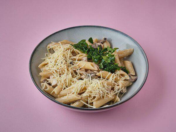 Manick Cakes - Сливочное пенне с грибами и курицей