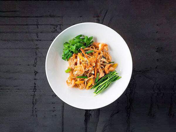 Рис - Стеклянная лапша с креветками и курицей