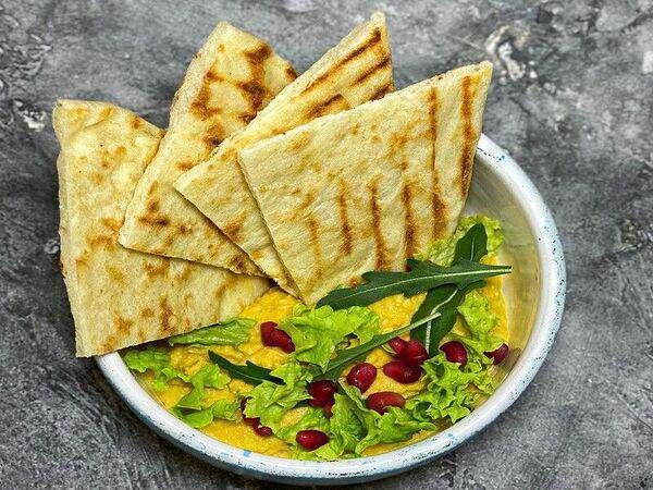 Bali Yummy - Хумус из нута и моркови