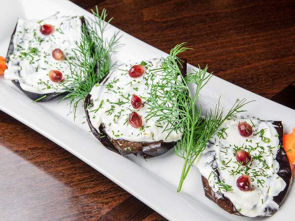 Тонэ - Баклажаны с чесноком