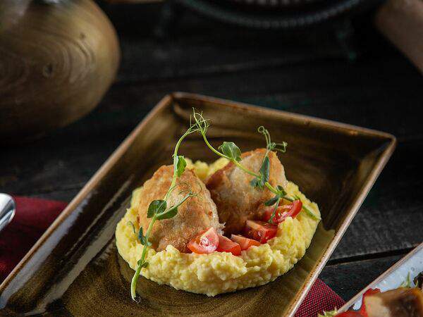 Дикая утка - Куриная котлетка с пюре