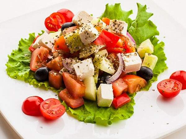 Монплезир - Салат Греческий