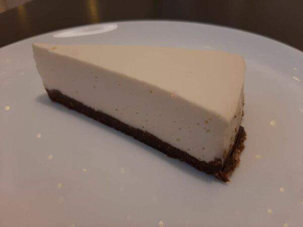 Бутик вкусной еды - Чизкейк классический с топпингом