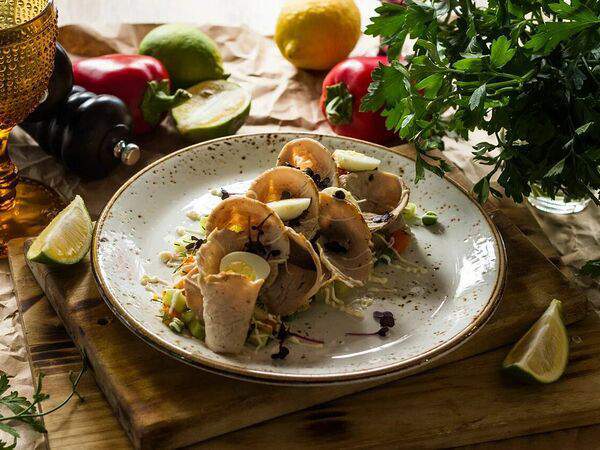 Volna - Овощной салат с индейкой