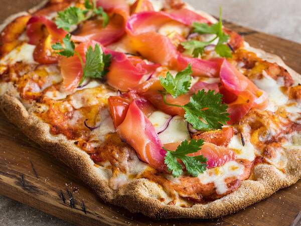 Ezzy Pizza - Пицца с лососем