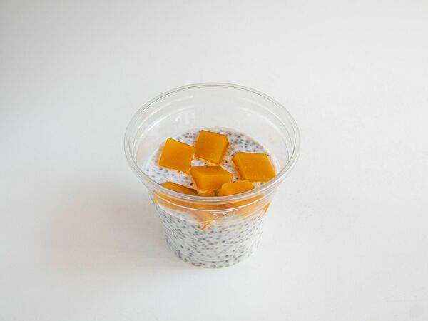 Фрай - Чиа-пудинг с мармеладом манго-маракуйа